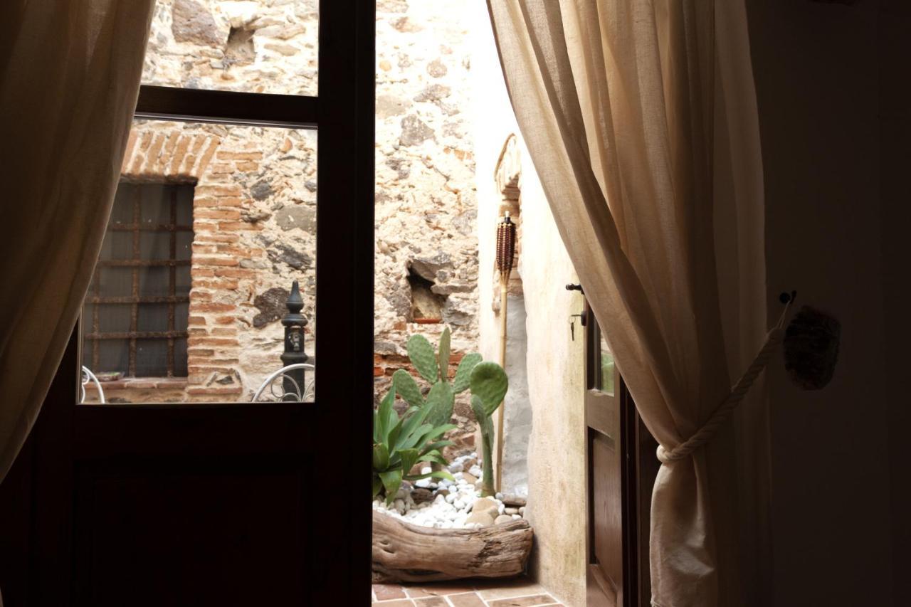 Hotel Anticos Palathos โอโรเซย ภายนอก รูปภาพ