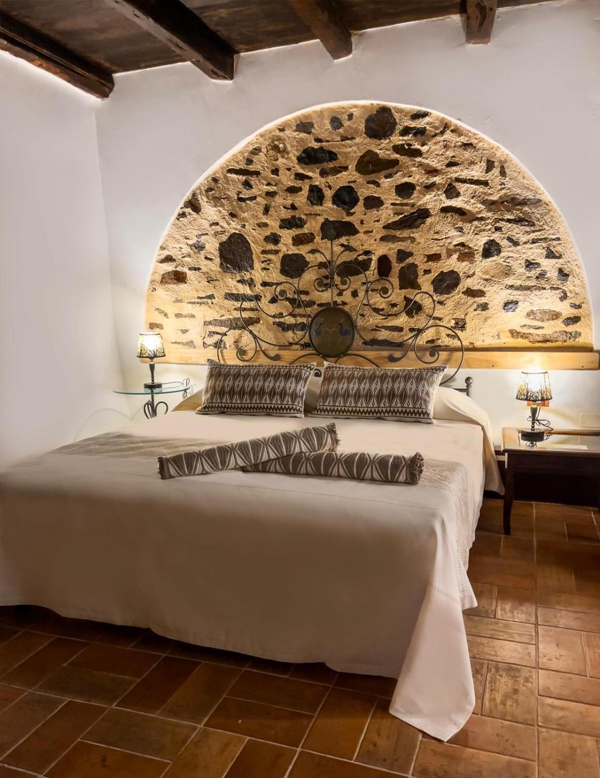 Hotel Anticos Palathos โอโรเซย ภายนอก รูปภาพ