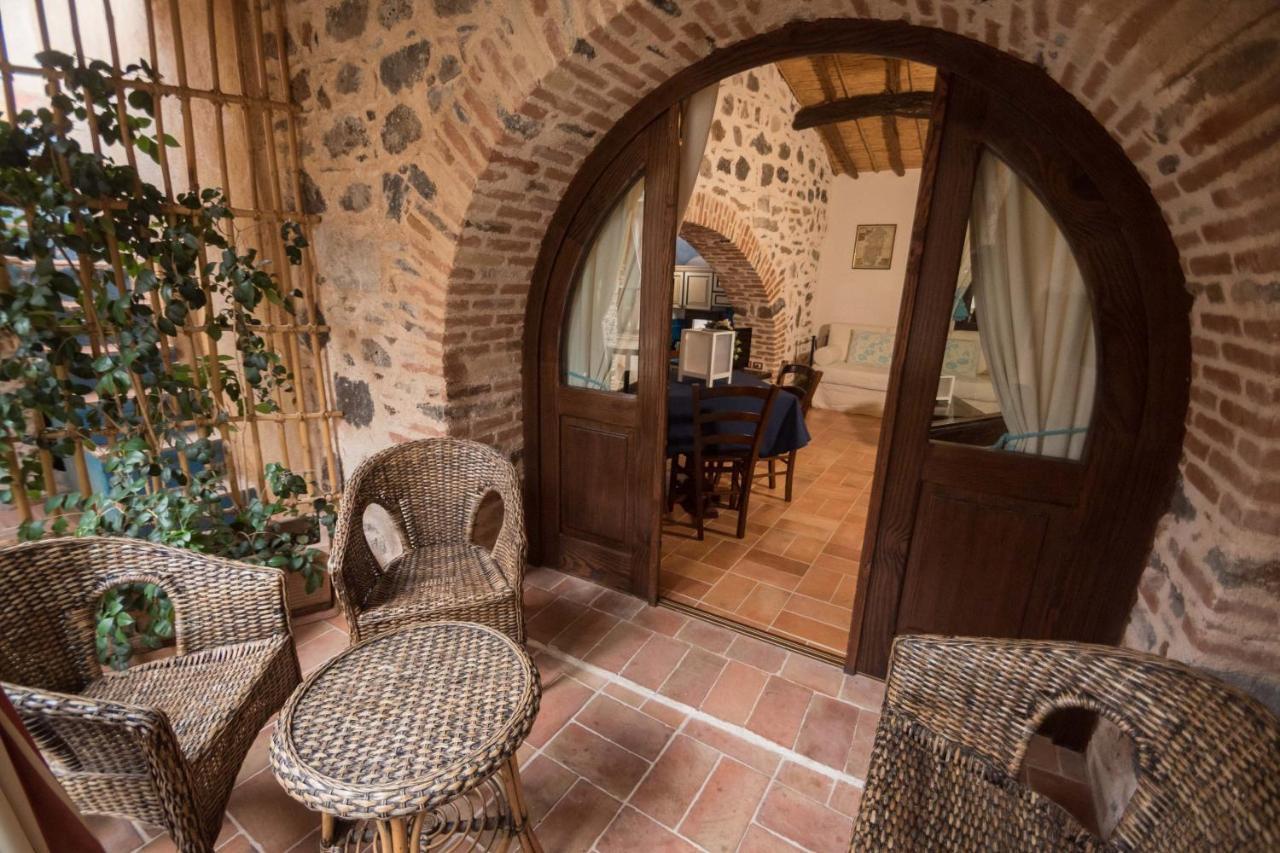 Hotel Anticos Palathos โอโรเซย ภายนอก รูปภาพ
