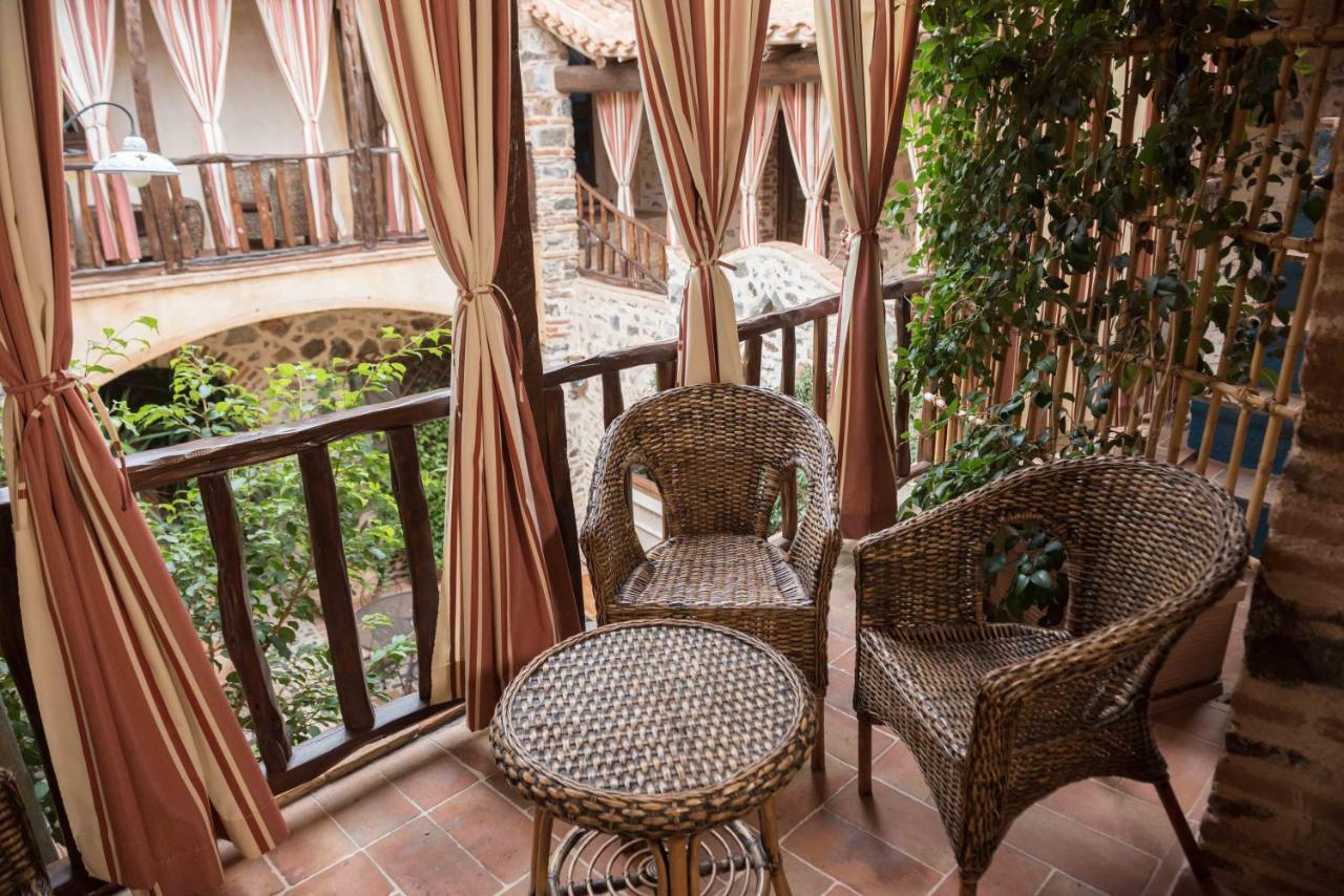 Hotel Anticos Palathos โอโรเซย ภายนอก รูปภาพ